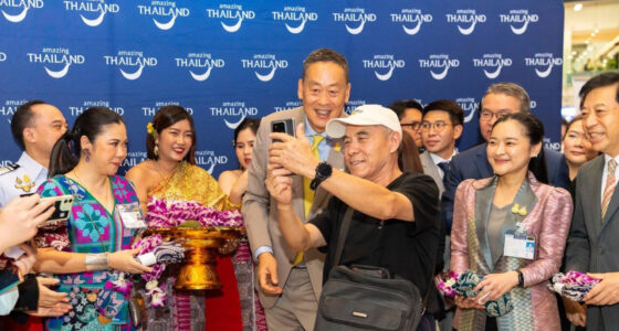 Thai PM chairs special airport welcome for Chinese and Kazakhstani