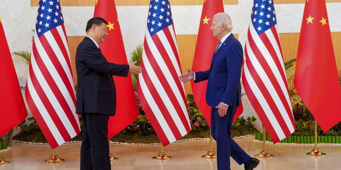 US President Joe Biden meets with Chinese President Xi Jinping on the sidelines of the G20 leaders' summit in Bali, Indonesia, 14 November 2022 (Photo: Kevin Lamarque/Reuters).