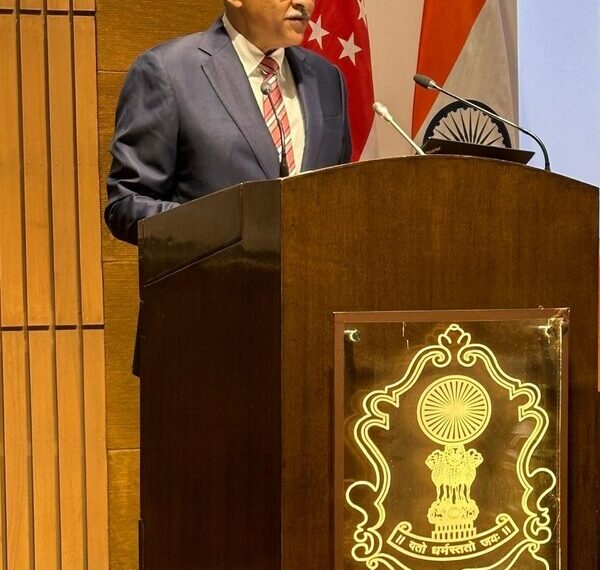 Photo caption: Chief Justice Sundaresh Menon delivering his Keynote Speech at the inaugural Singapore-India Conference on Technology