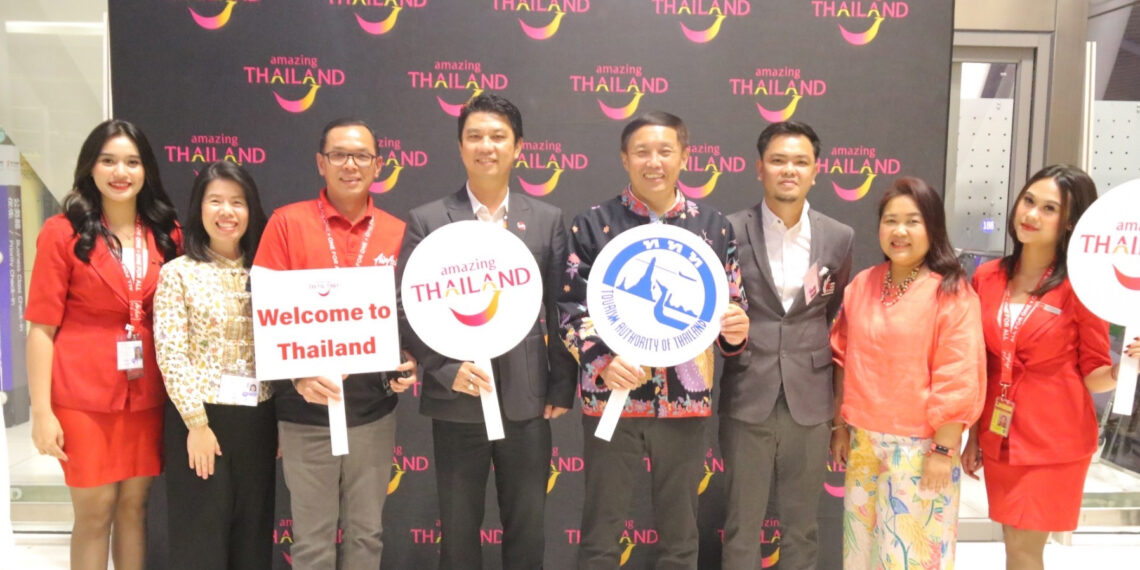 TAT welcomes AirAsia’s inaugural flight from Denpasar (Bali) to Phuket