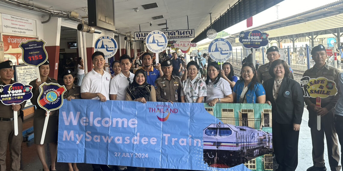 The Tourism Authority of Thailand (TAT) and Golden Century Tour and Travel Sdn Bhd, one of Malaysia’s leading tour operators, organised the “Special Charter Sawasdee Train” package tour on the Kuala Lumpur – Hat Yai route, from 26 to 29 July 2024.