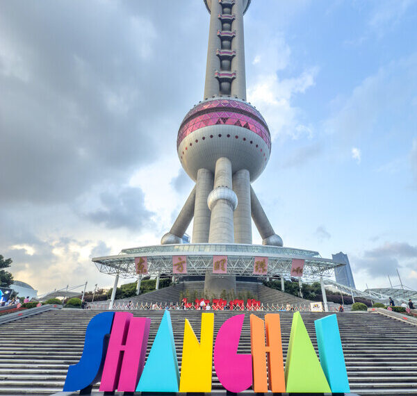 Oriental Pearl Tower Greets 100 Millionth Visitor