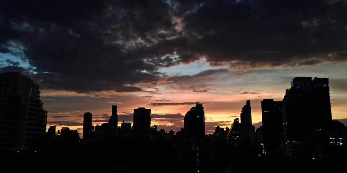 sunset sukhumvit opt